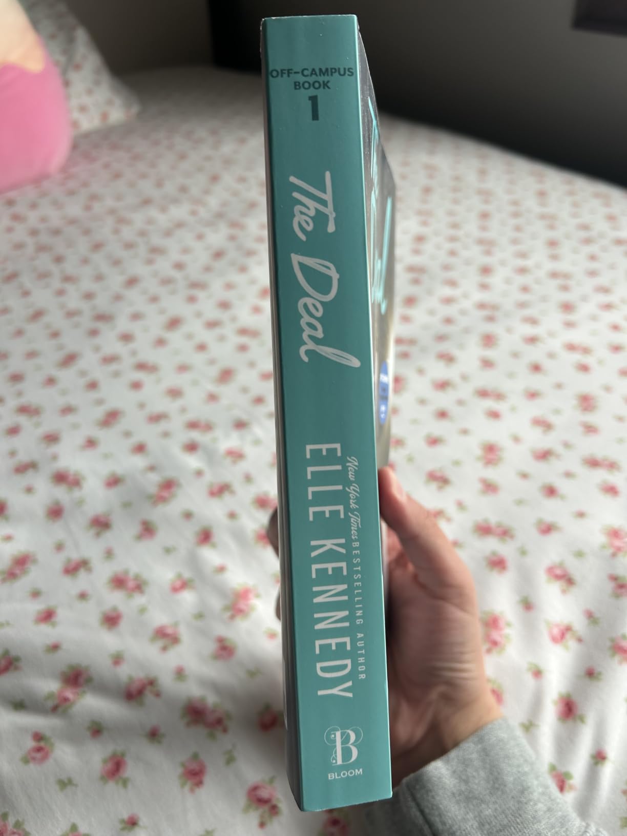 The Deal | Off Campus Book 1 | Elle Kennedy customer review photo 1